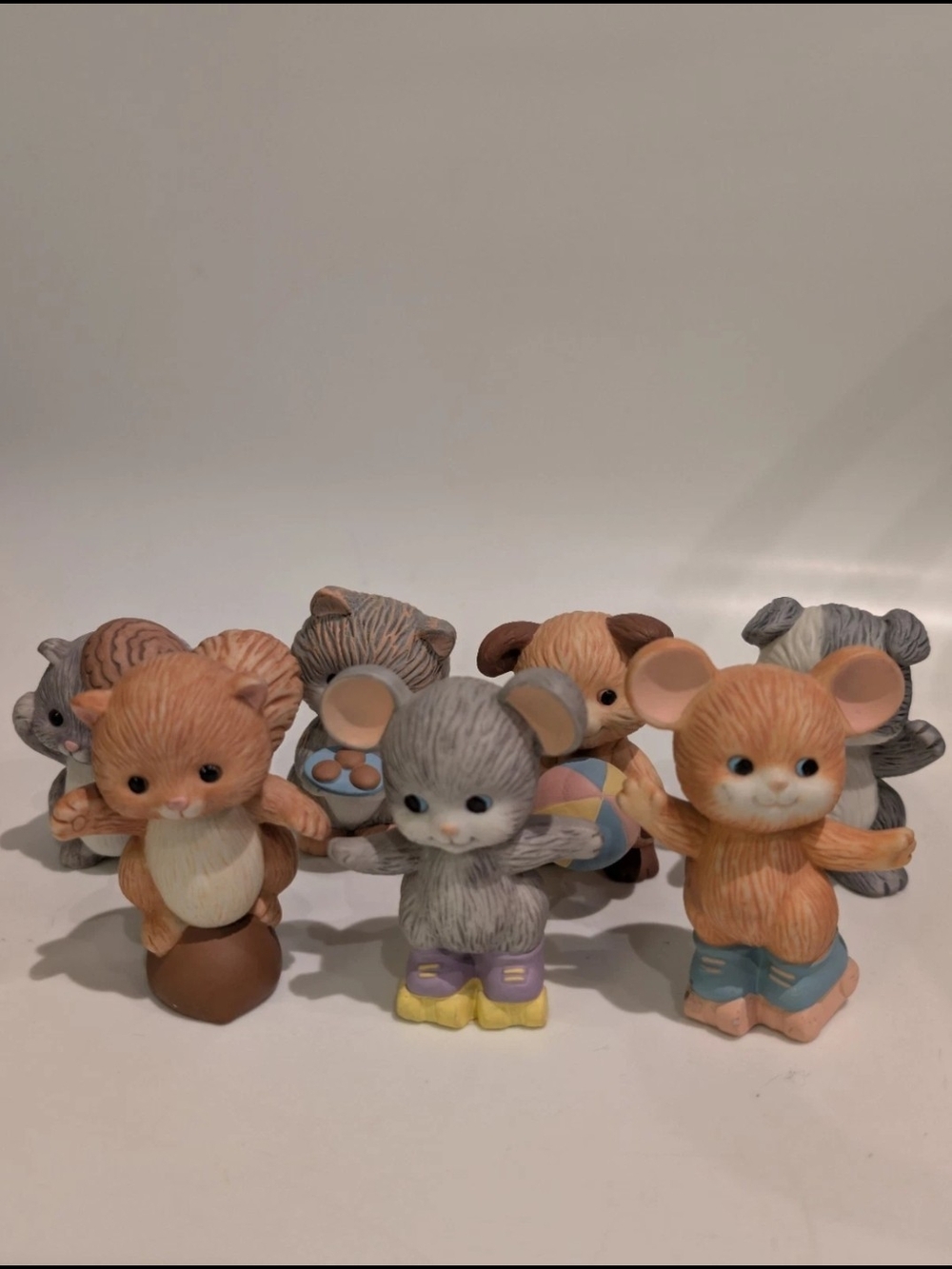 Vintage Lot Of 7 Avon Collectibles Ceramic Figurines Cat Squirrel Chipmunk 1992